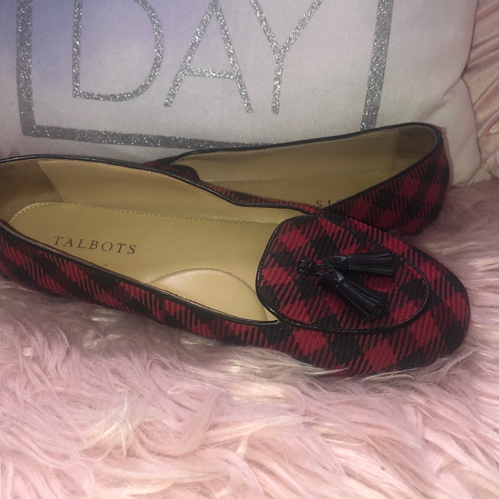 Cute Black and Red Talbots Flats